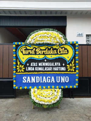 Papan Bunga Duka di Ranomuut